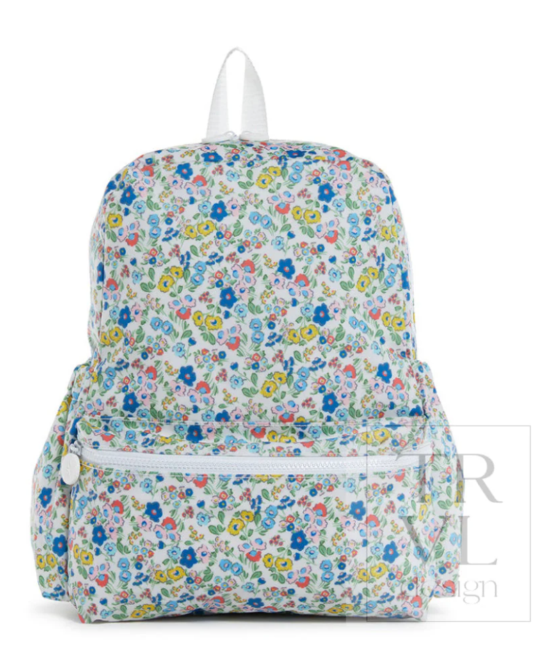 TRVL Backpacker